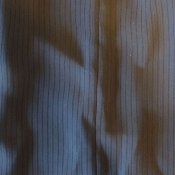 Kasper navy blue pinstripe knee length silky satin lined skirt women's size 6P - Picture 9 of 9